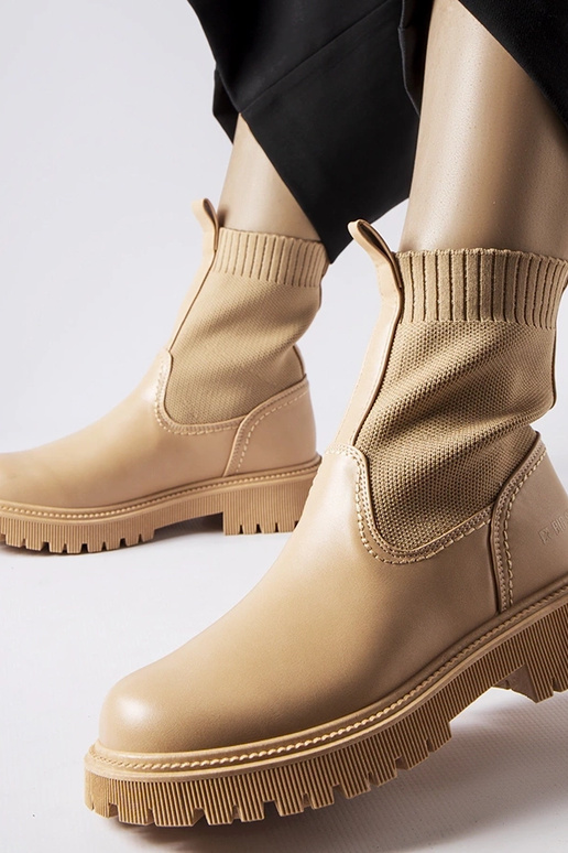 Sandkleurige kunstsuede schoenen Big...