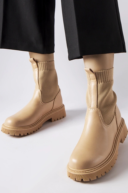 Sandkleurige kunstsuede schoenen Big...