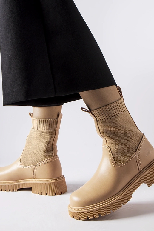 Sandkleurige kunstsuede schoenen Big...