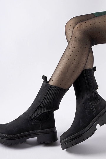 Sorte isolerede høje...