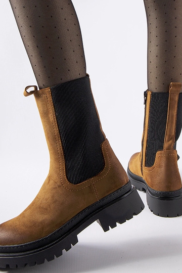 Brune isolerede høje... 2