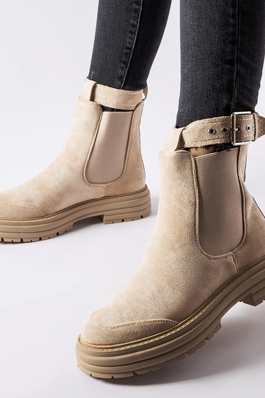 Beige ankelstøvler med dekorativt lås...