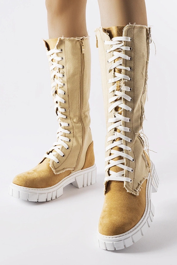 Beige stoffen...