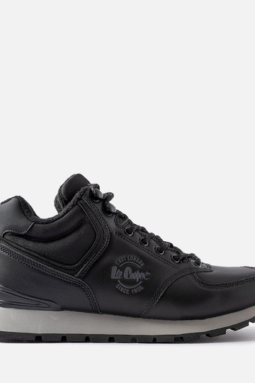 Zwarte warme laarzen, „Lee Cooper LCJ-23-31-3060M"