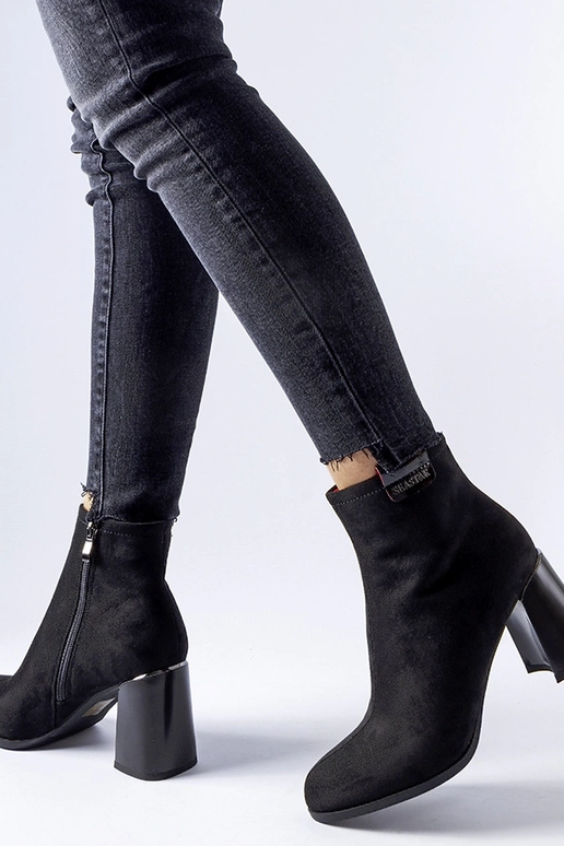 Zwarte elegante enkellaarsjes met...