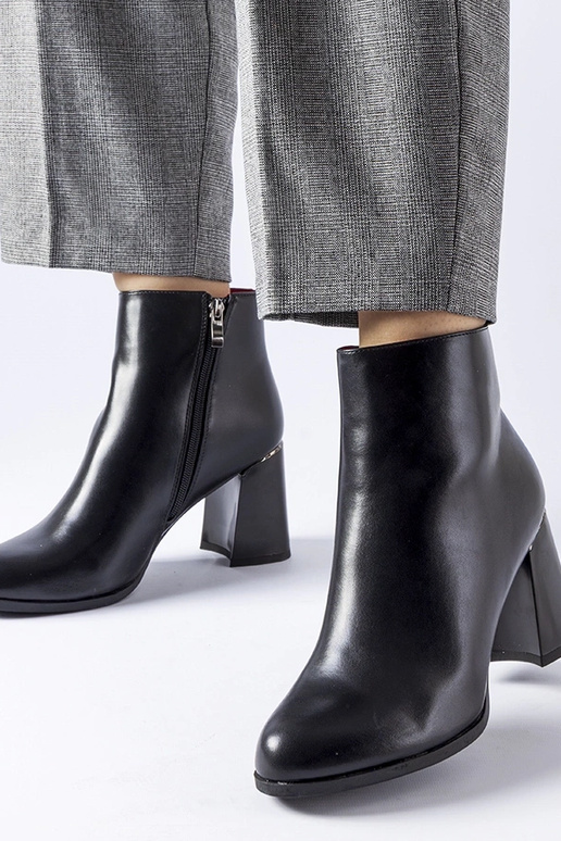 Sorte isolerede ankelstøvler med en...