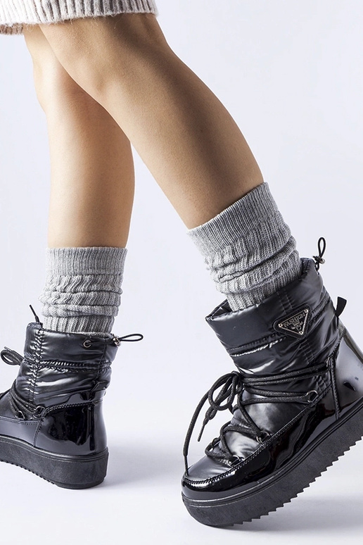 Sorte isolerede snestøvler med... Sorte isolerede snestøvler med...