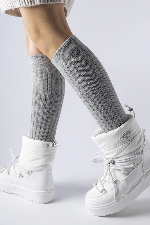 Hvide isolerede snestøvler med... Hvide isolerede snestøvler med...