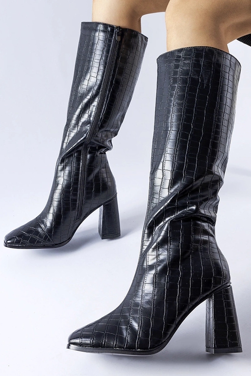 Zwarte gevoerde laarzen op hak Ferruccio