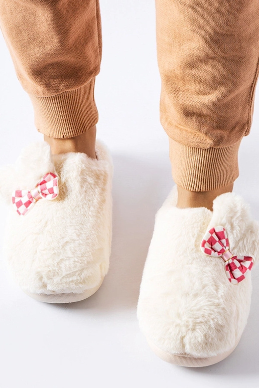 Hvide isolerede dametøfler med ører Buga