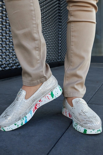 Beige veterschoenen op gekleurde sleehak Santina 2