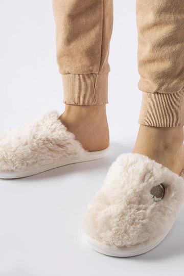 Beige varme hjemmesko med... 2
