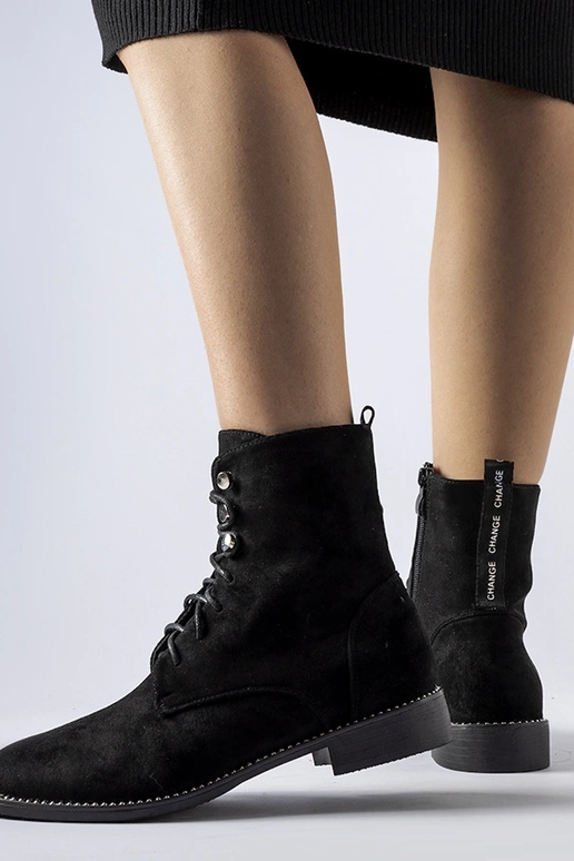 Sorte isolerede støvler lavet af...