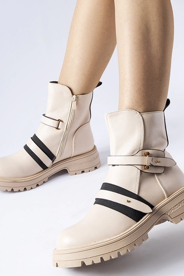 Beige isolerede støvler... 2