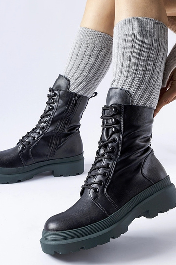 Sorte vandrestøvler med... 2