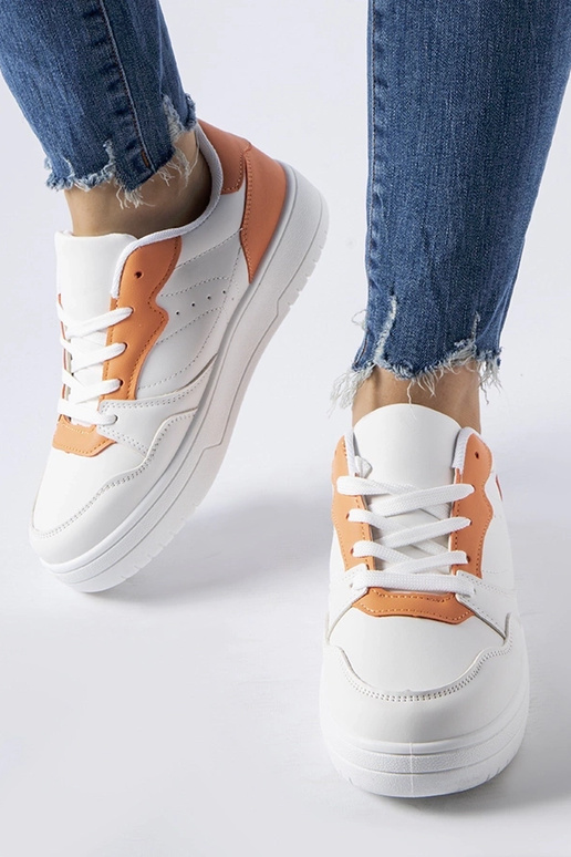 Hvide sko med orange accent Fournie
