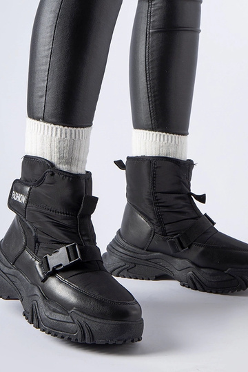 Sorte isolerede snestøvler...