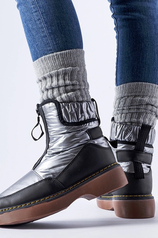 Grå isolerede snestøvler med lynlås...