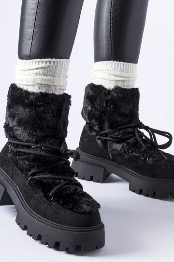 Zwarte enkellaarsjes met...