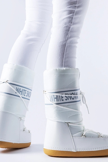 Witte lichte verwarmde...