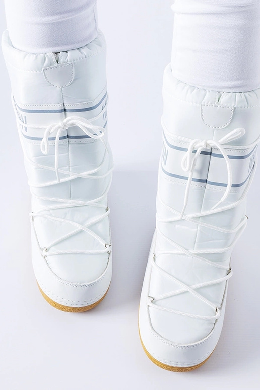 Witte lichte verwarmde sneeuwlaarzen...