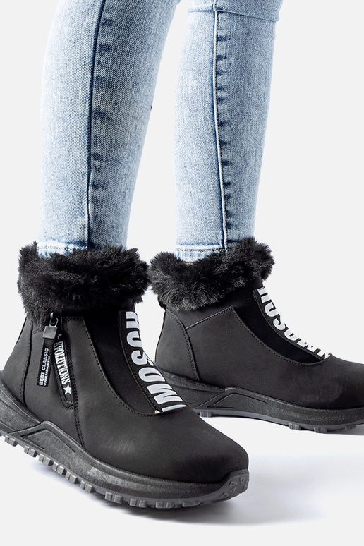 Sorte isolerede high-top sneakers...