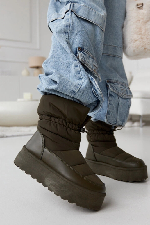 Grønne isolerede snestøvler på Polk...