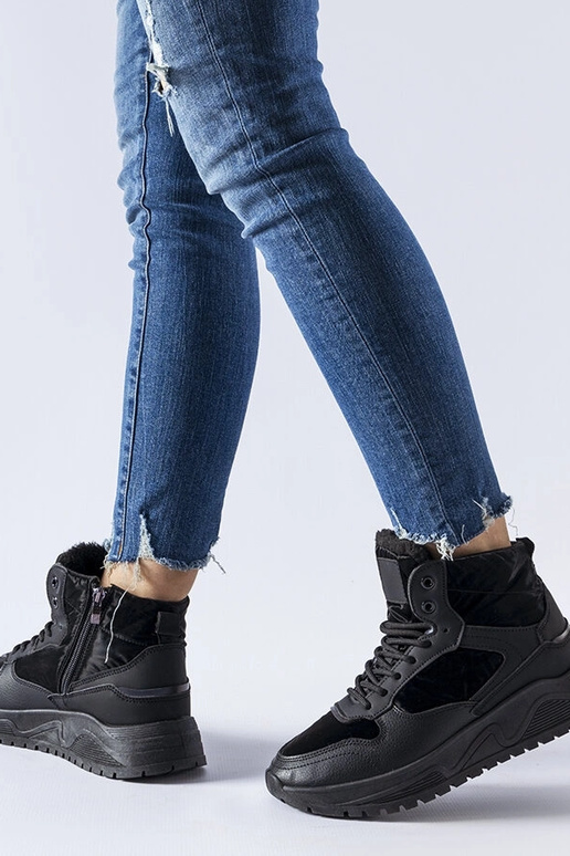 Sorte isolerede sportsstøvler for sne