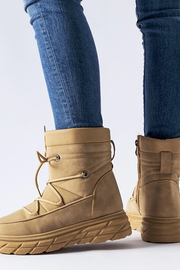 Beige matte geïsoleerde... 2