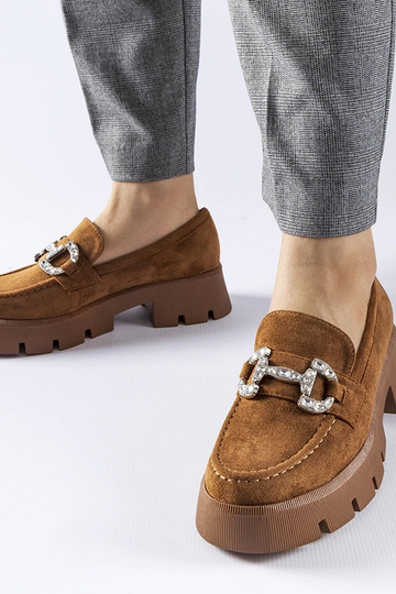 Brune loafers med zirkoner...