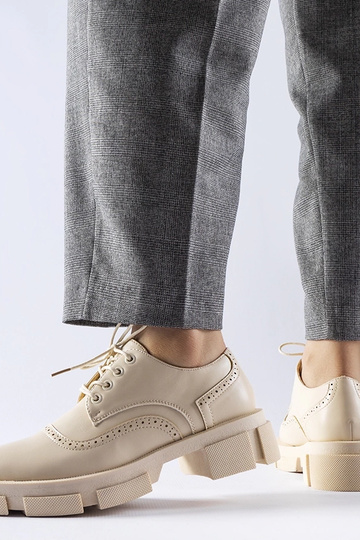 Beige veterschoenen Piazzetta 2