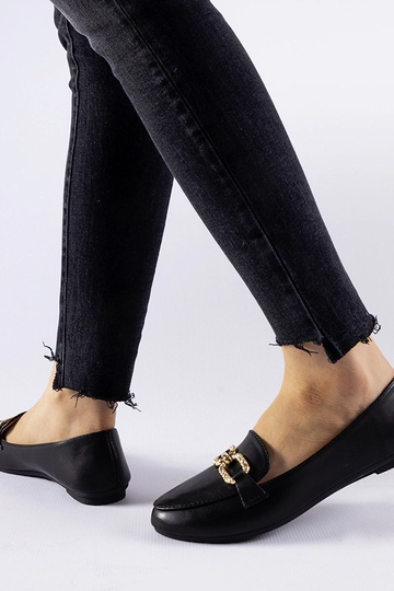 Zwarte instappers met gesp... 2