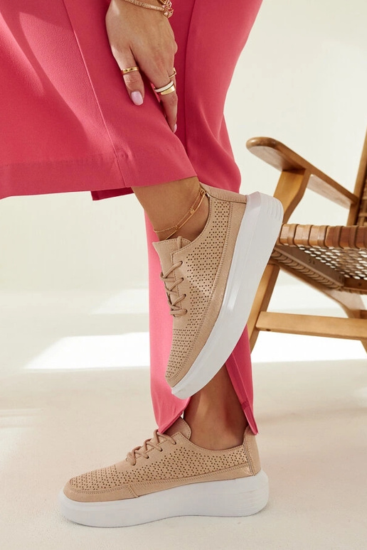 Damegyldne sneakers på platformen,...