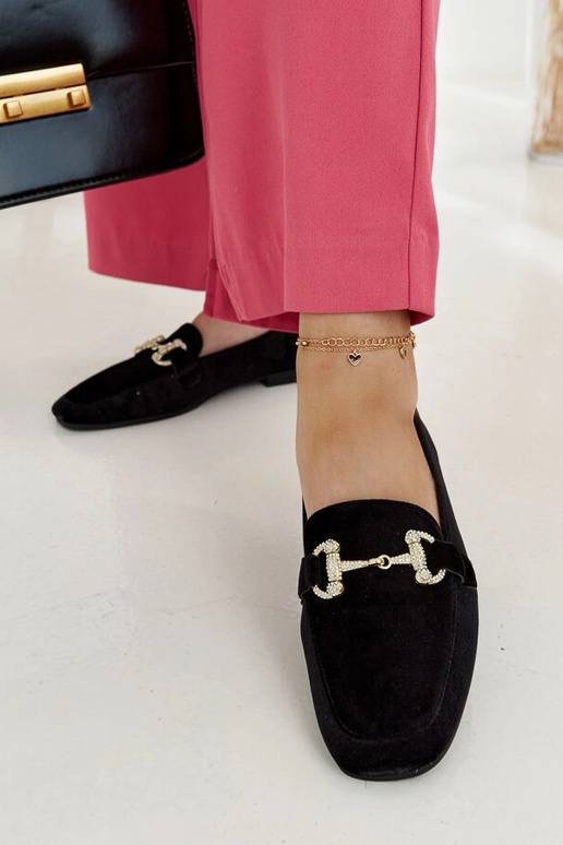 Sorte fløjlsmokkasiner med zirkoner... Sorte fløjlsmokkasiner med zirkoner...