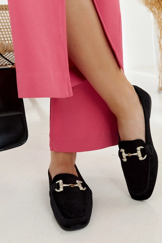 Sorte fløjlsmokkasiner med zirkoner... Sorte fløjlsmokkasiner med zirkoner...