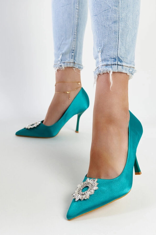 Grønne satin-finish stilletter med... Grønne satin-finish stilletter med...