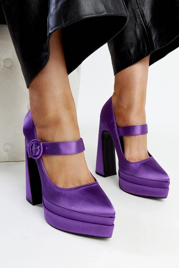 Mikes lilla højhælede pumps