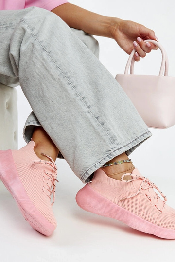 Roshni pink sportssneakers 2