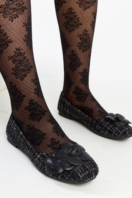 Sorte balletlejligheder med en... Sorte balletlejligheder med en...