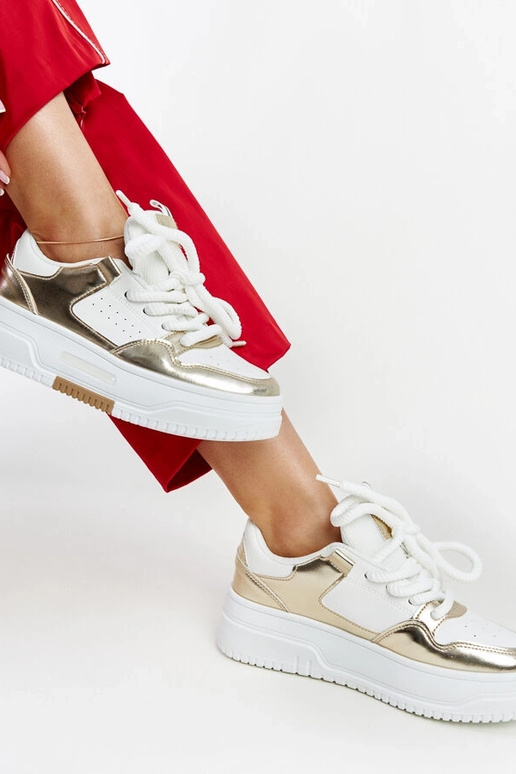 Farkas høj platform sneakers i hvid... Farkas høj platform sneakers i hvid...