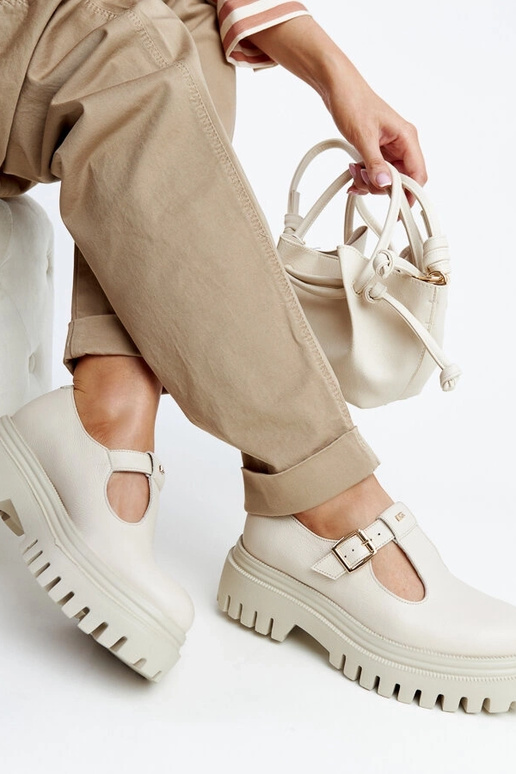 Beige leren veterschoenen Karino