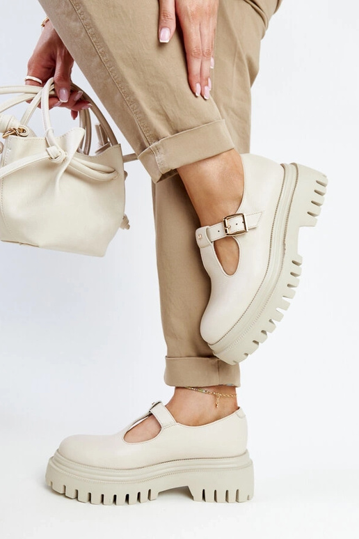 Beige leren veterschoenen Karino