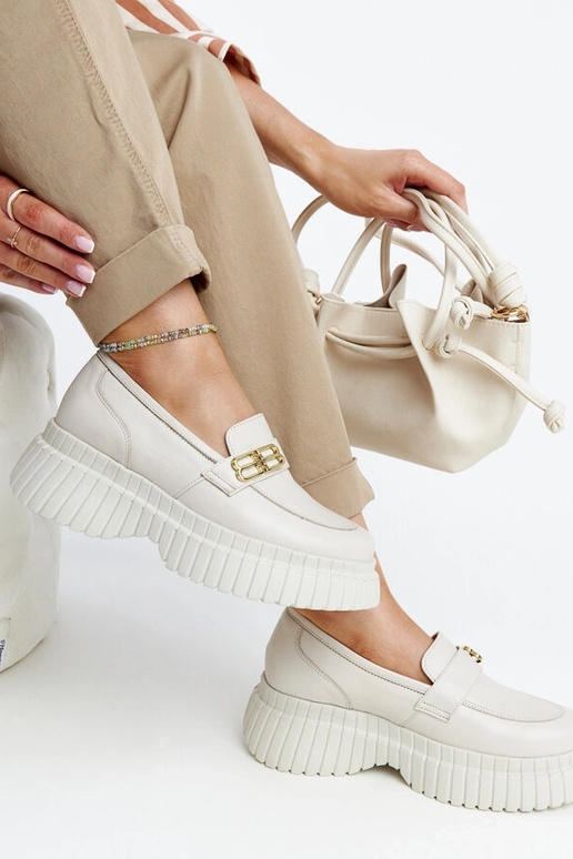 Lichtbeige leren veterschoenen Karino Lichtbeige leren veterschoenen Karino