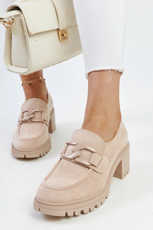 Beige halvstøvler med læder indersål... Beige halvstøvler med læder indersål...