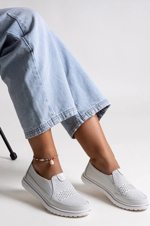 Lichtgrijze leren veterschoenen Vinceza