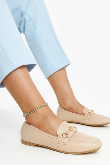 Beige dekorative loafers... 2