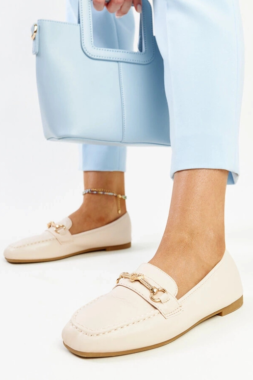Lysbeige dekorative loafers fra Docherty