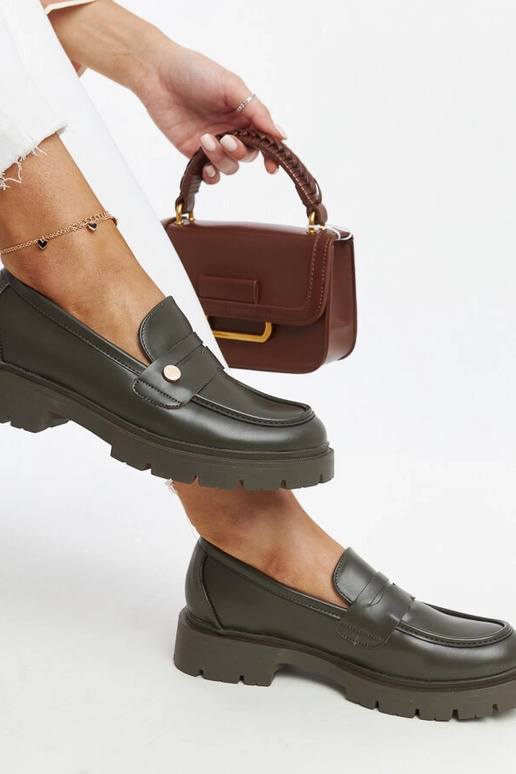 Donkergroene schoenen van kunstleer...