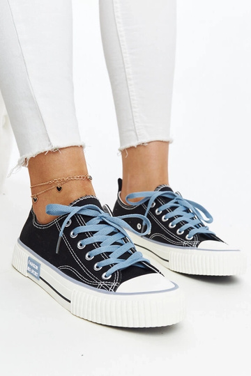 Sorte sneakers med farvede snørebånd Jadranka 2