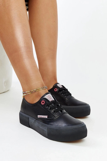 Sorte damesneakers CROSS JEANS